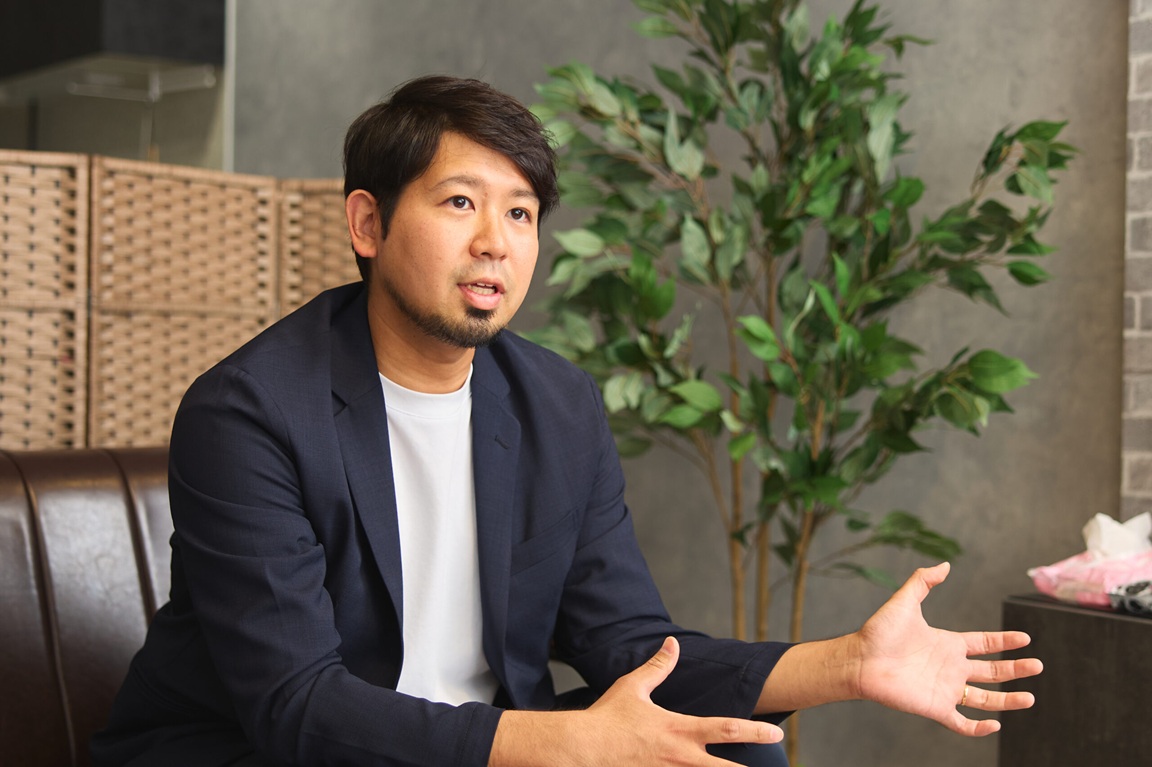 地域密着型の学生服専門店「株式会社タケヤ」のDX。属人的な在庫管理と事務作業を効率化へ